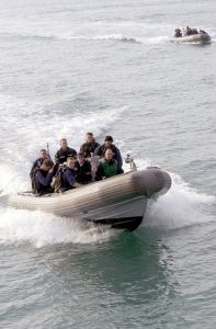 Marines de EE.UU. revelan fotos de abordajes a barcos relacionados con Ecuador